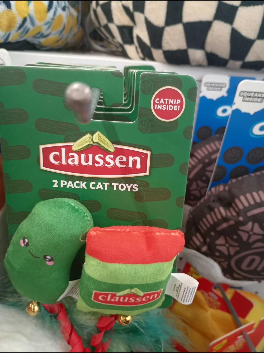 Claussen Green & Red 2-Pack Cat Toys with Catnip